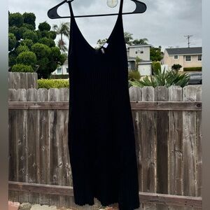 SOFT RIBBED BLACK DRESS